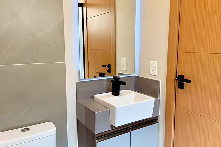 Flat 22 com Ar Condicionado prox. ao Metrô Belém