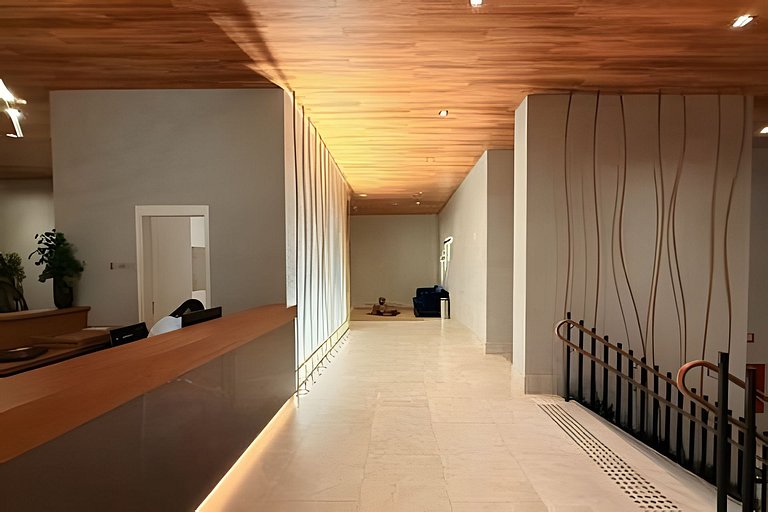 Piscina Coberta · 25º Andar · C/ Vaga de garagem