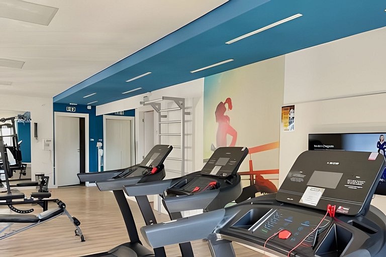 Completo e funcional, ao lado do Metrô e Allianz