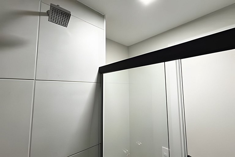 Completo e funcional, ao lado do Metrô e Allianz