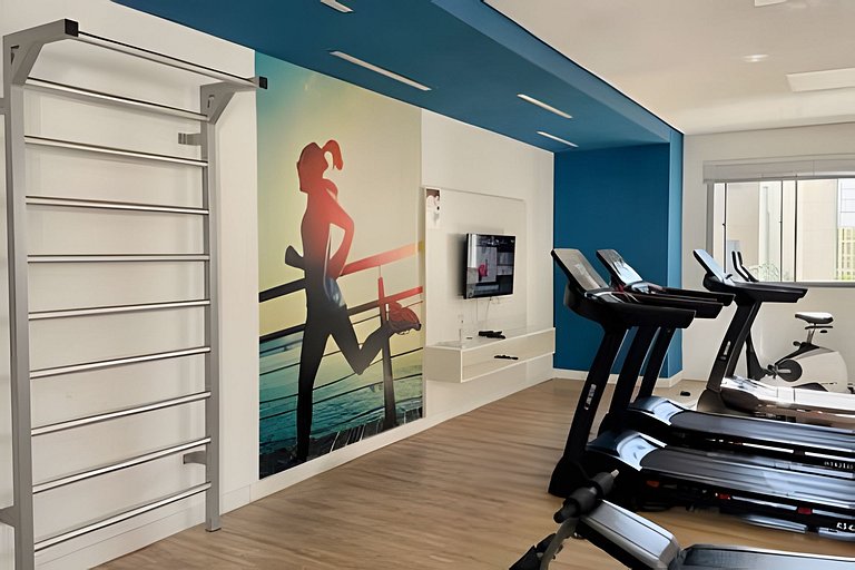 Completo e funcional, ao lado do Metrô e Allianz