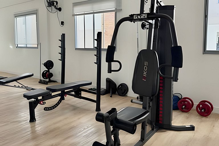 Completo e funcional, ao lado do Metrô e Allianz