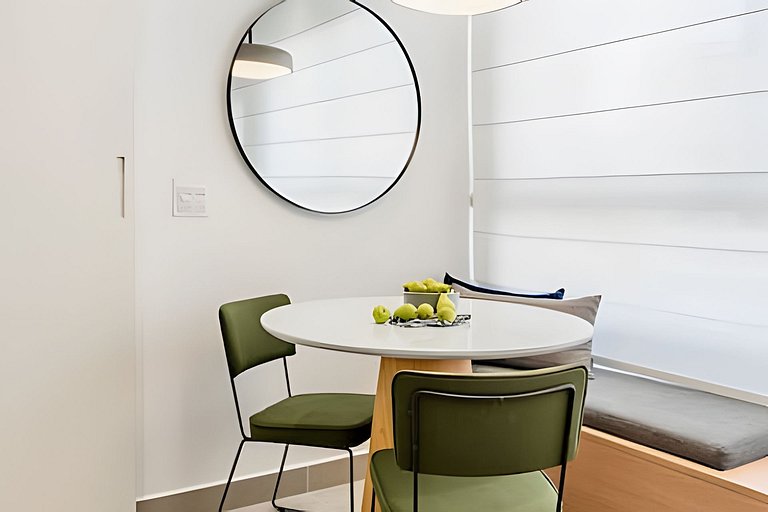 Quarto + Cozinha Completa e Piscina no 15º Andar