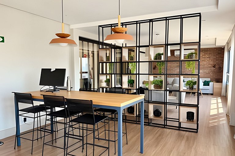 Quarto + Cozinha Completa e Piscina no 15º Andar