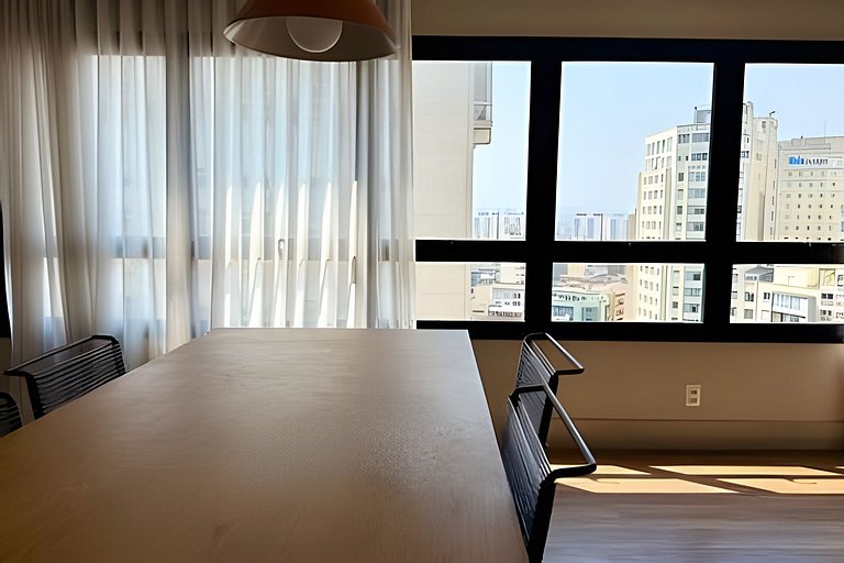 Quarto + Cozinha Completa e Piscina no 15º Andar