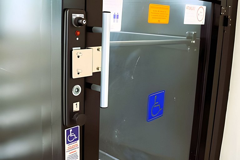 Andar Alto 15º com Ar, Rooftop e Piscina