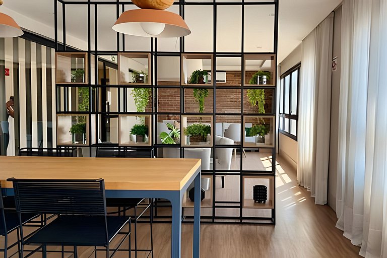 Quarto + Cozinha Completa e Piscina no 15º Andar