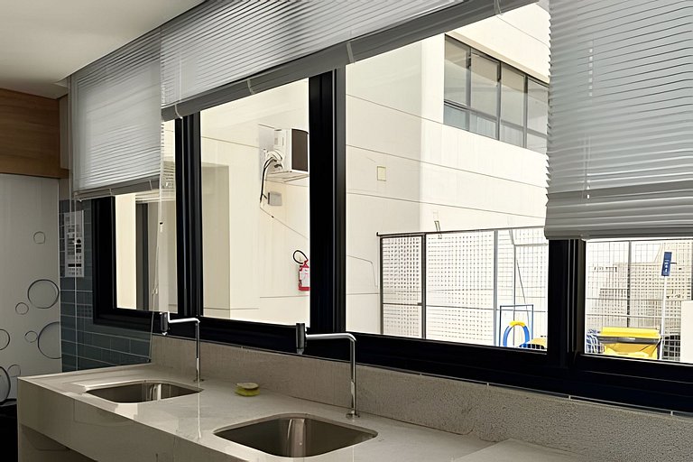 Quarto + Cozinha Completa e Piscina no 15º Andar