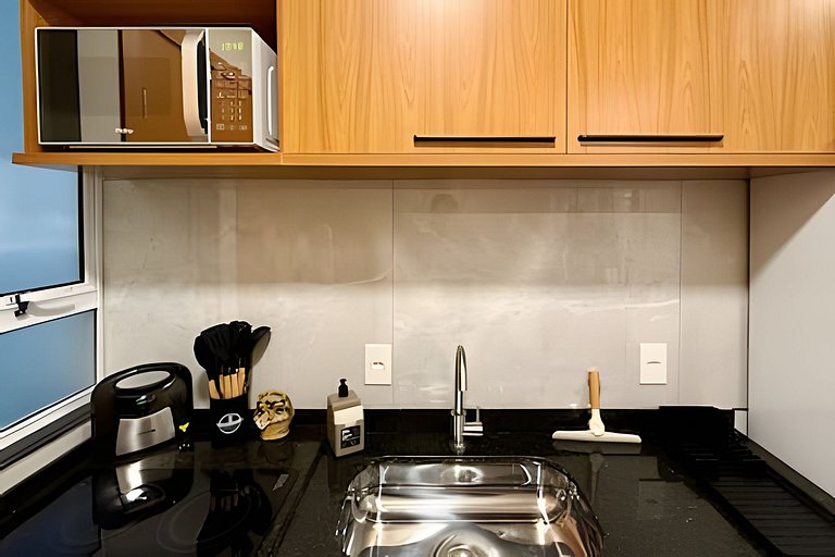 Studio 12 com ar-condicionado p/ ao metrô Belém