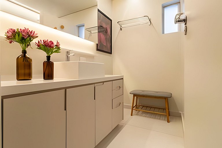 Refúgio elegante nos Jardins com garagem e Wi-Fi