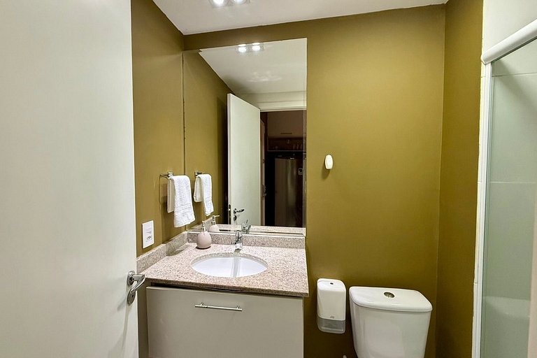 Studio c/ Ar-Condicionado pertinho da Liberdade