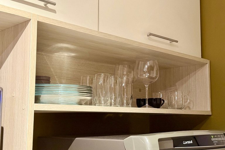 Studio c/ Ar-Condicionado pertinho da Liberdade