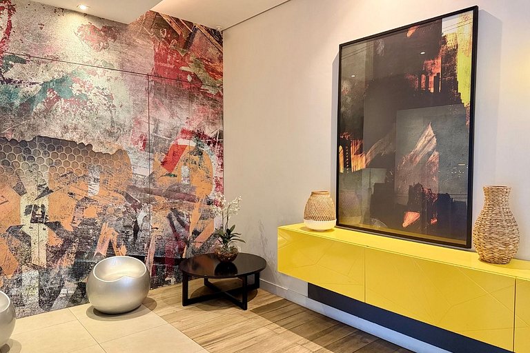 Studio c/ Ar-Condicionado pertinho da Liberdade