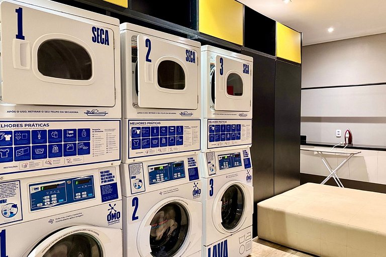 Studio c/ Ar-Condicionado pertinho da Liberdade