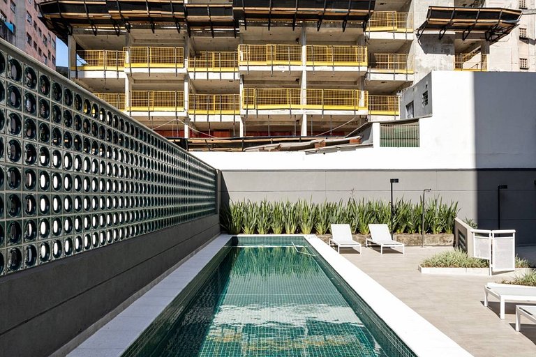 Studio c/ Ar-Condicionado pertinho da Liberdade