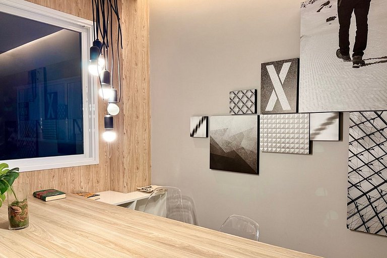 Studio c/ Ar-Condicionado pertinho da Liberdade