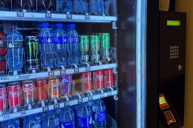 Studio c/ Ar-Condicionado pertinho da Liberdade