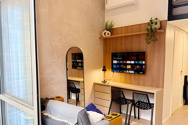 Loft Pé-Direito Alto a 500m do Metrô Brooklin