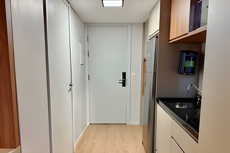 Loft Pé-Direito Alto a 500m do Metrô Brooklin