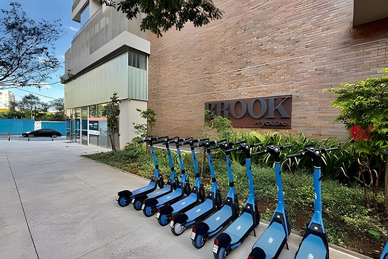 Loft c/ Mezanino · Pé-direito Alto · Até 4 pessoas