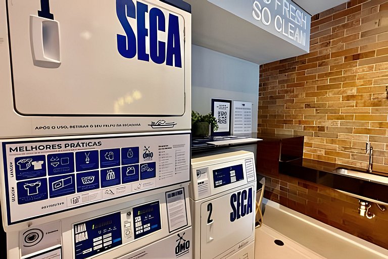 Loft c/ Mezanino · Pé-direito Alto · Até 4 pessoas